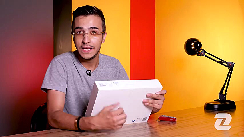 جعبه گشایی لپ‌تاپ میت بوک ایکس...