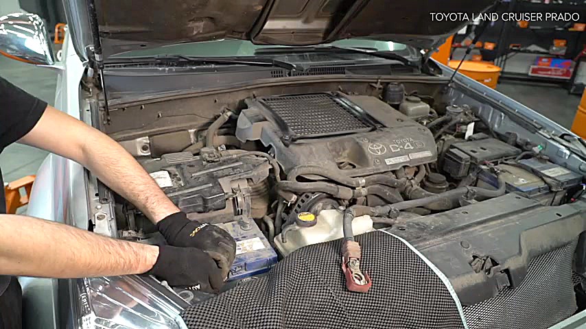 تعویض یک از بازوهای سیستم تعلی...