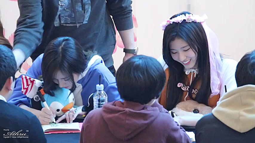 فن سـاین سـانا توایس [[من]] با...