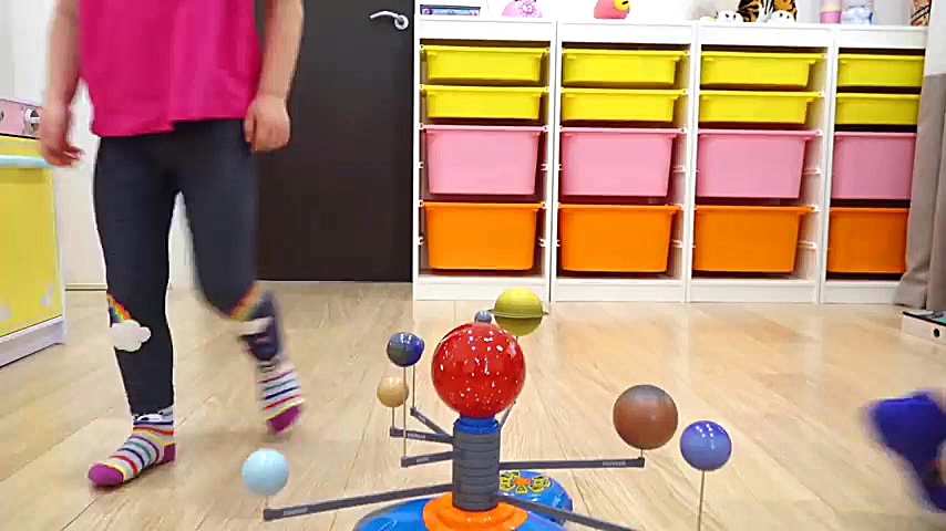 بازی گبی و آلکس در شهر فضایی ب...