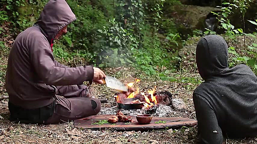 آشپزی در طبیعت : بال کبابی کره...