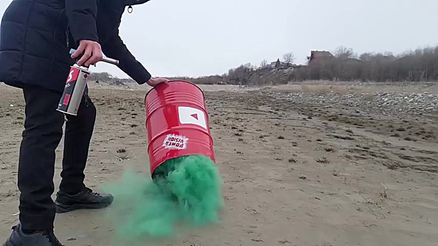 ۸ آزمایش احمقانه