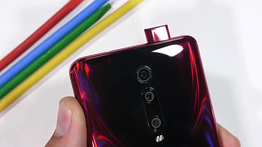 تست مقاومت گوشی ردمی K20 پرو