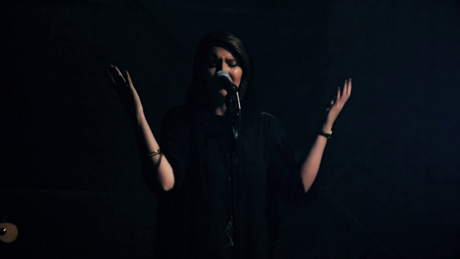 اجرای زندهٔ &laquo;پری نفتی&ra...