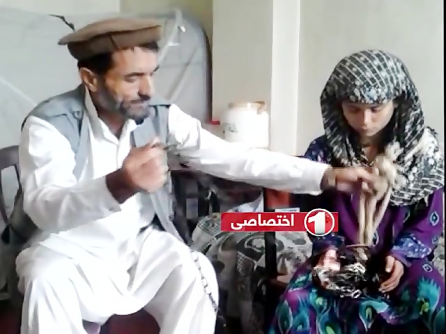 شکنجه یک دختر خردسال از سوی طا...