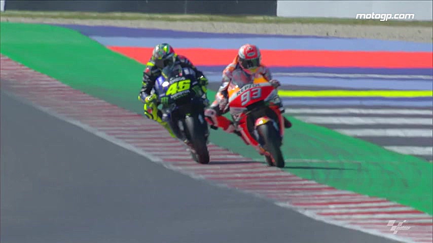 لحظه جنجالی بین مارک مارکز و و...