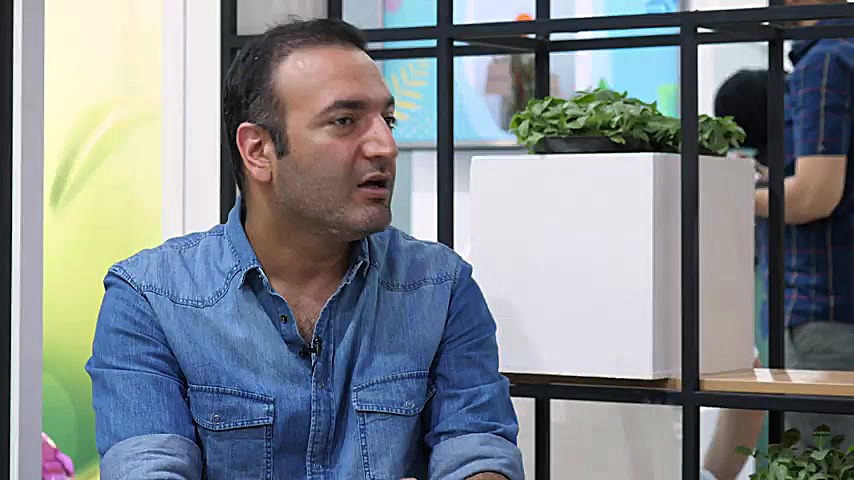 الکامپ ۲۵: مصاحبه با مدیر بازر...