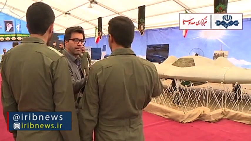 نمایشگاه شکار کرکس ها ، نمایش...