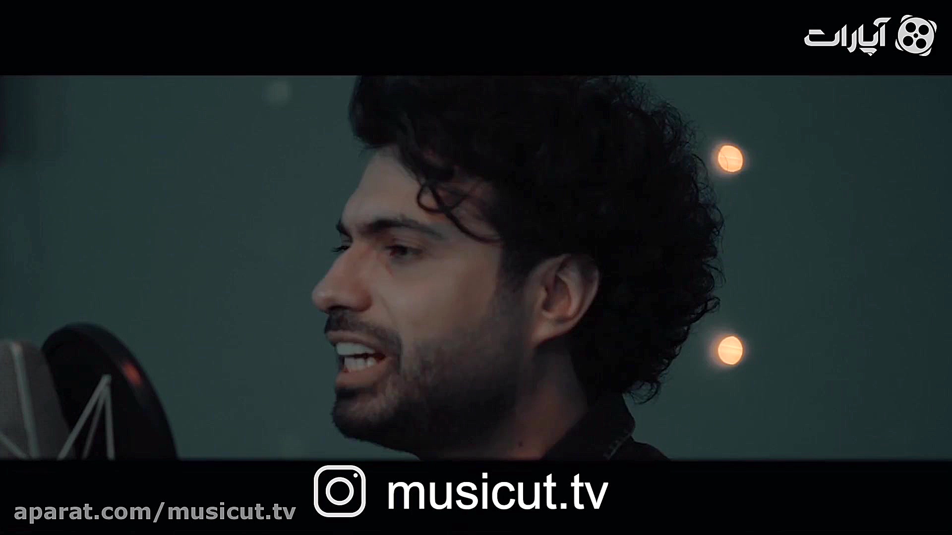 یه دهن بخون 9: اجرای زیبای امی...