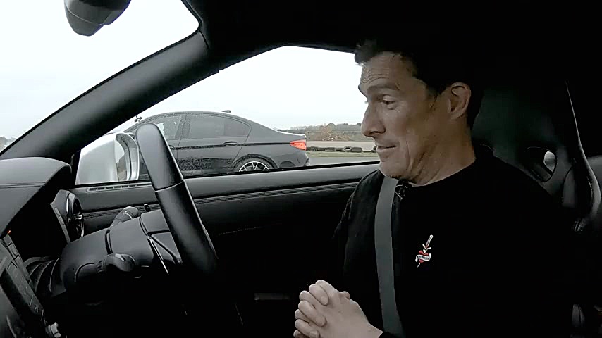 درگ جذاب بین نیسان GT R و پورش...