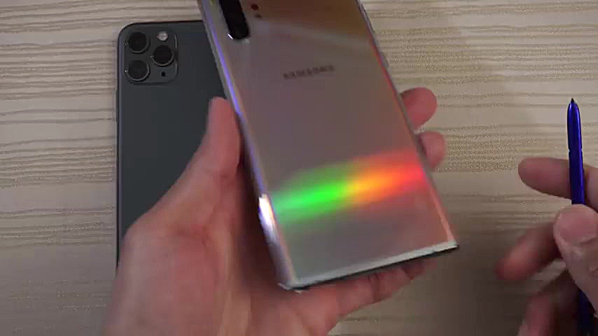 iPhone 11 Pro Max vs Samsung N...