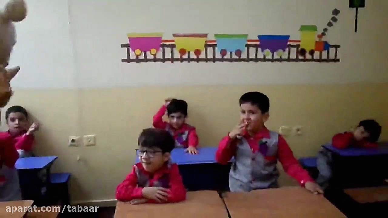 نمایش موش موشی در کلاس خانم نو...