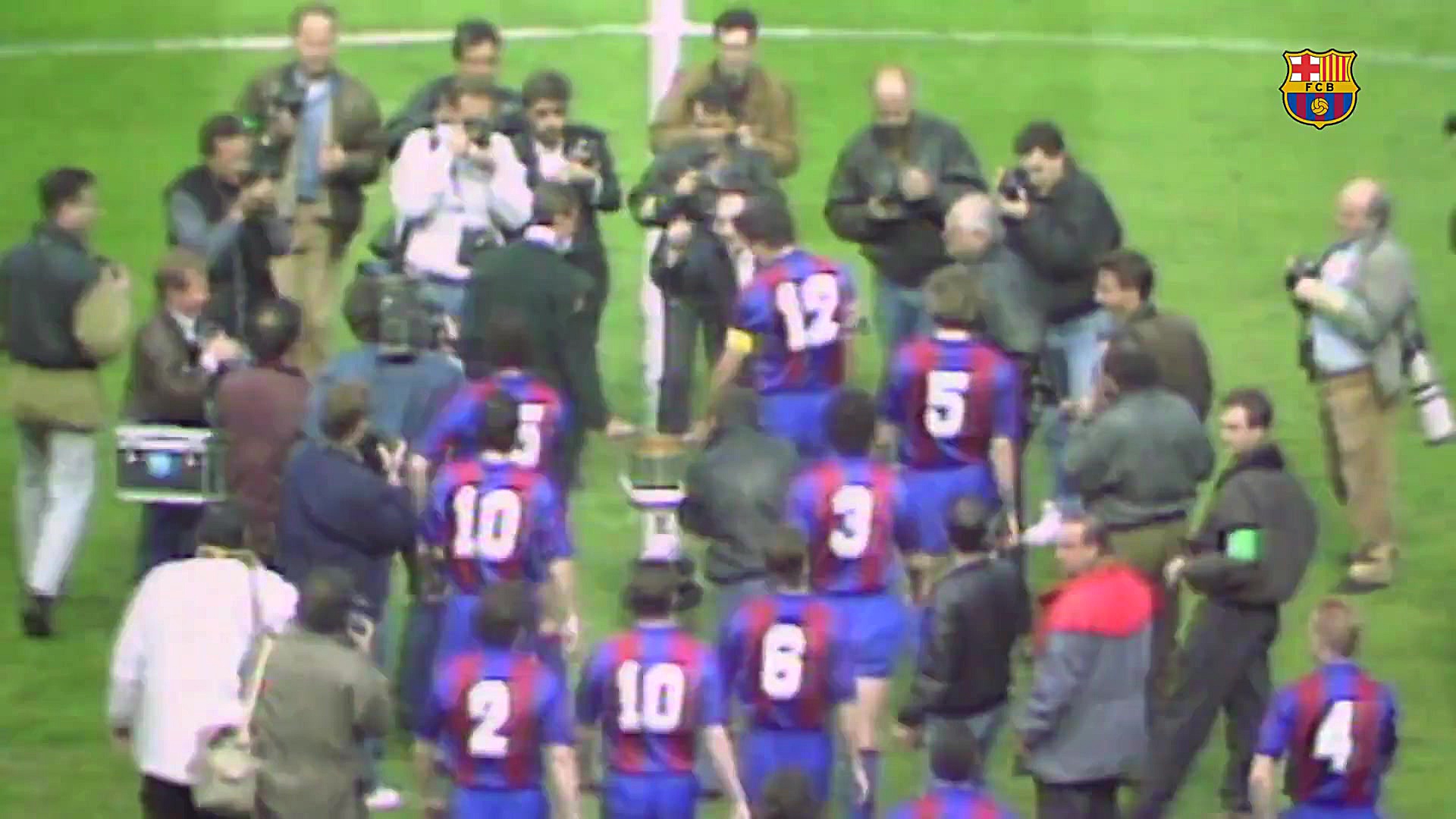 گل های ارنستو والورده به عنوان...