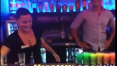 نوشیدنی رنگین کمانی