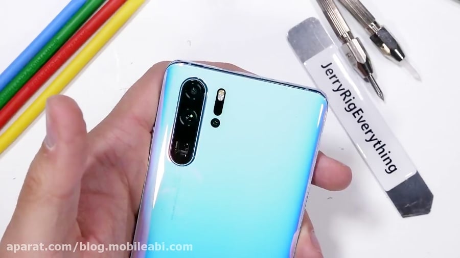 تست مقاومت گوشی هوآوی پی 30 پر...