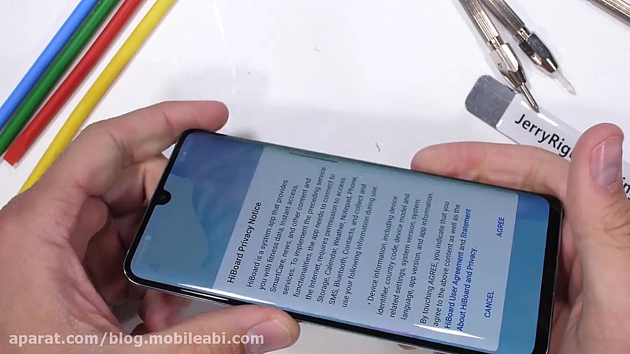 تست مقاومت گوشی هوآوی پی 30 پر...