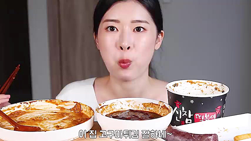 چالش غذا خوری اسمر...فود اسمر....