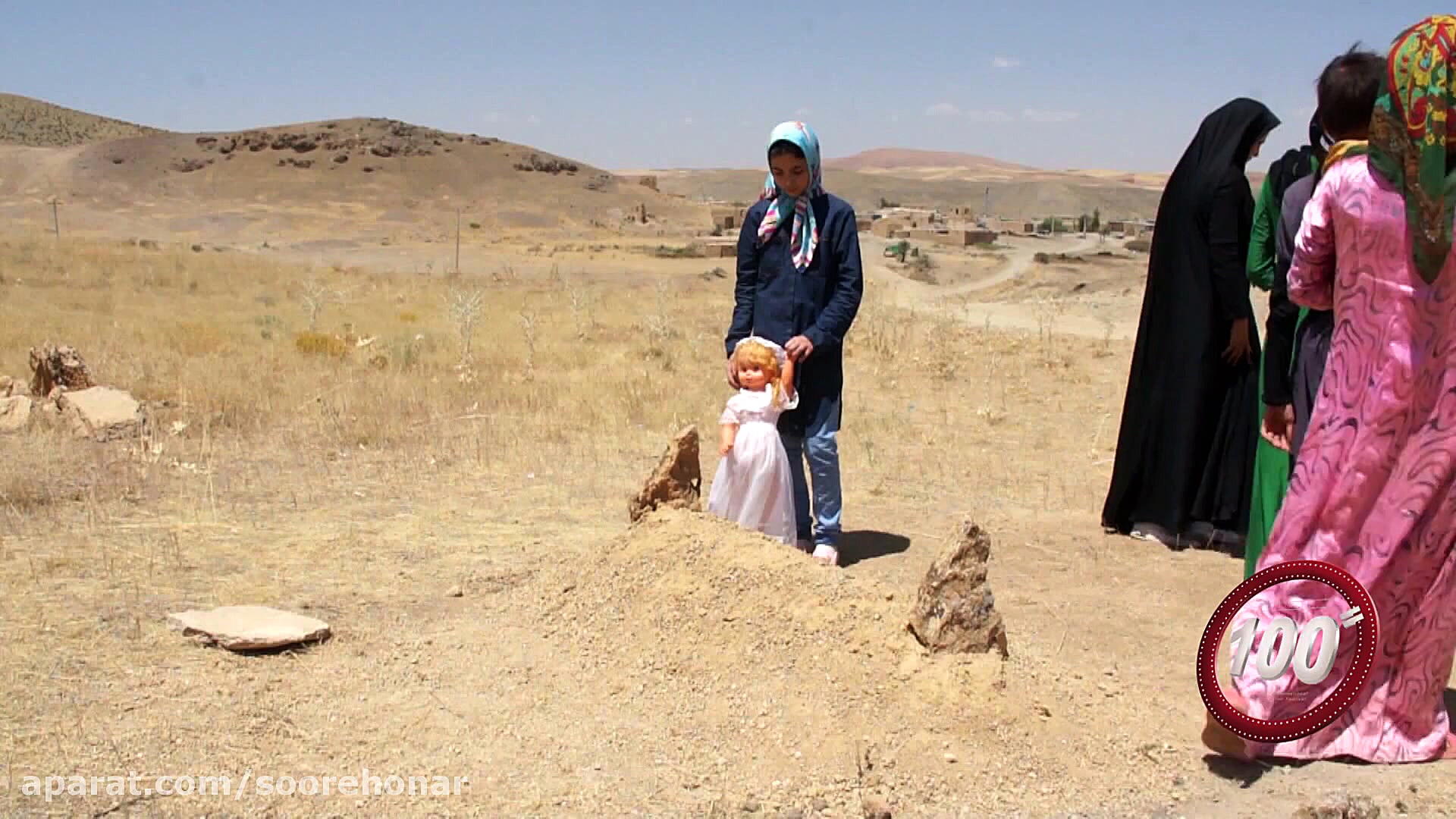 نذر سفید  هنوز هم دلها بزرگ زی...