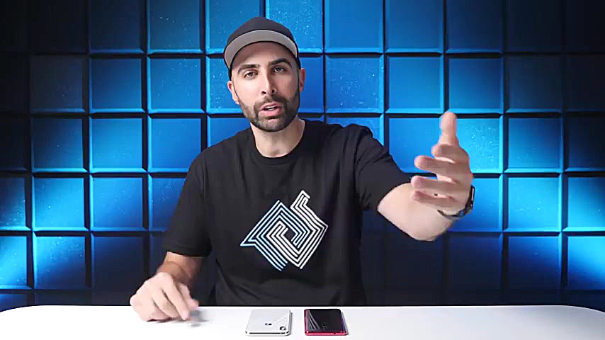 تست سرعت دو گوشی اپل آیفون ایک...