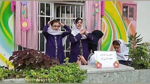 مراسم حافظ خوانی توسط دختران گ...