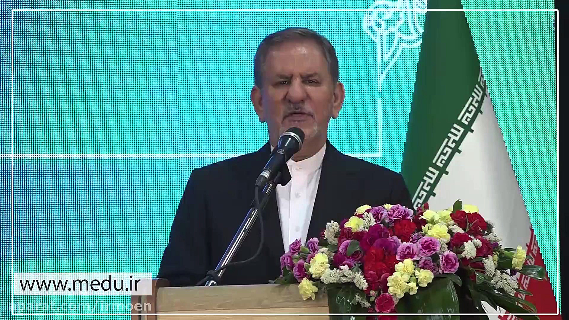 بار اصلی توسعه کشور بر دوش آمو...