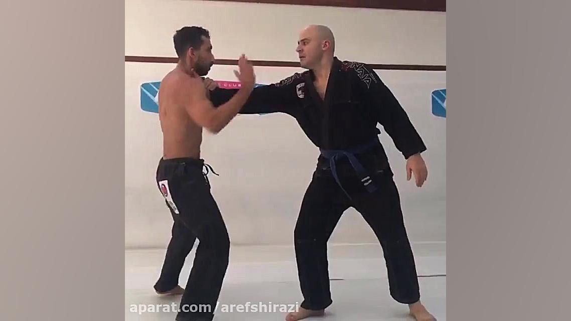 چند تکنیک کاربردی دفاع شخصی