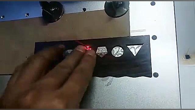 حکاکی لیزری توسط لیزر فایبر