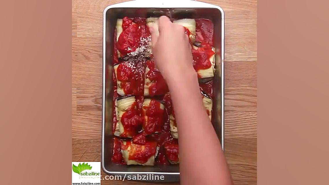 طرز تهیه رول های خوشمزه بادمجا...