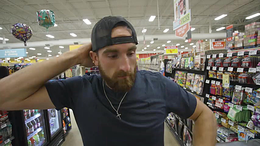 حرفه ای ها  این قسمت : در بقال...