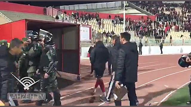 تشویق مسعود شجاعی و شعار عیبی...