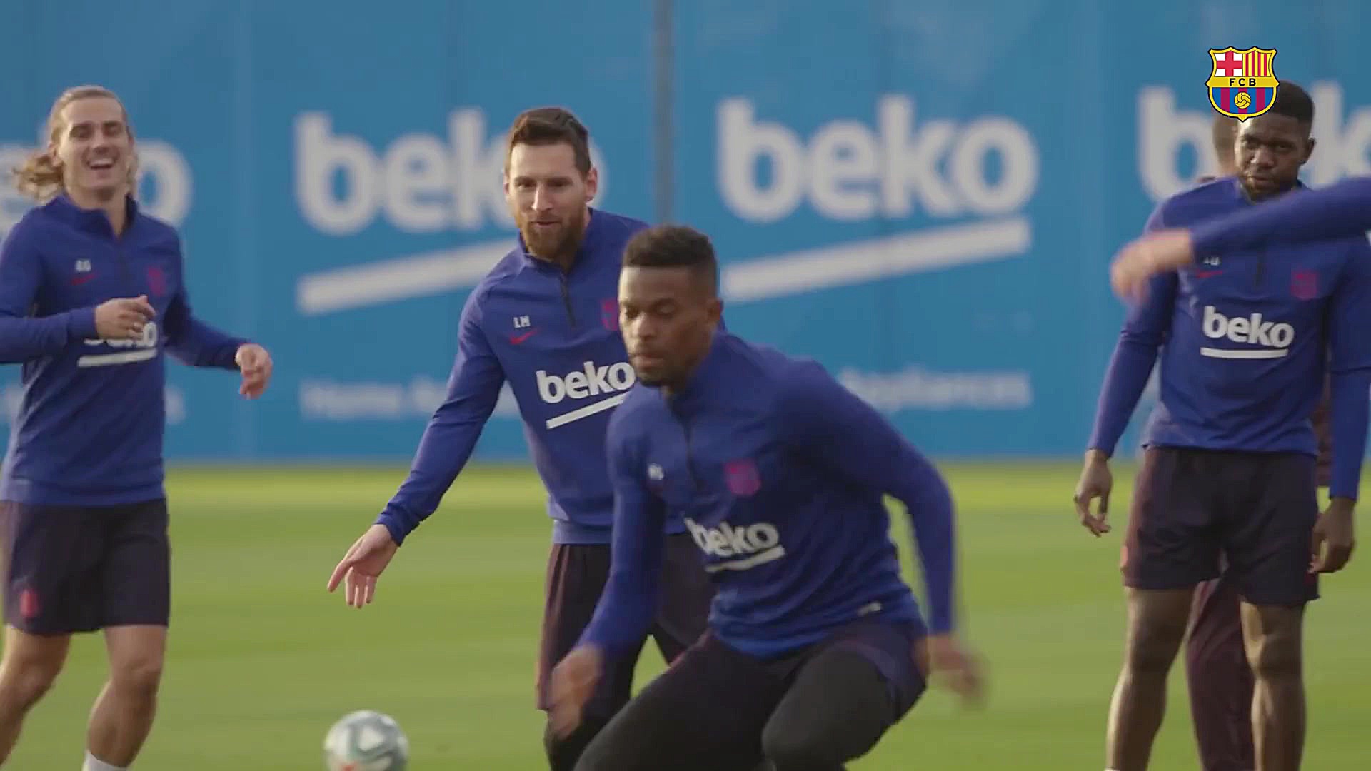آخرین تمرین بارسلونا قبل از با...