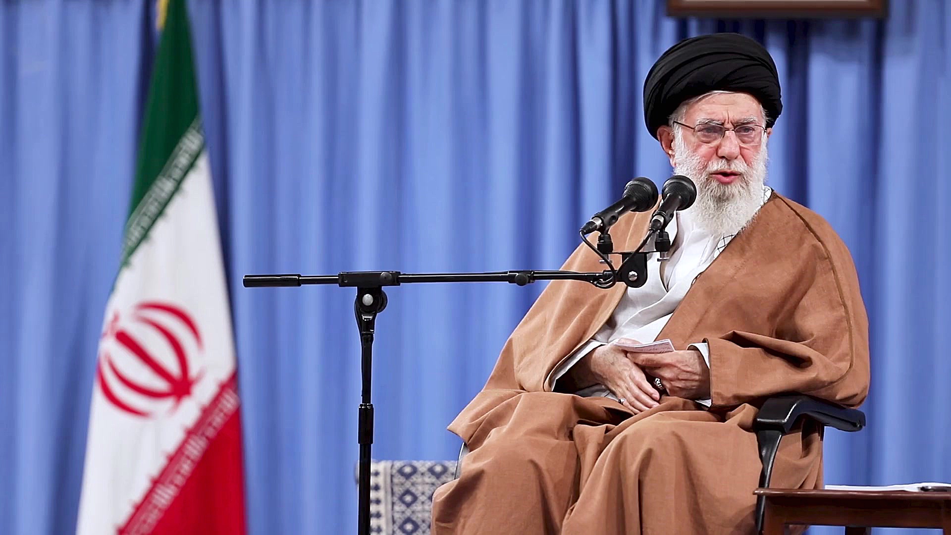 فیلم کامل بیانات رهبر انقلاب د...