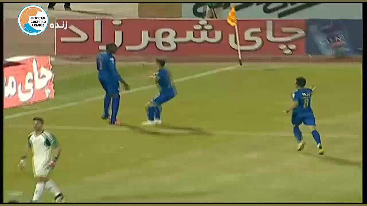 گل سوم شیخ دیاباته به تراکتور...