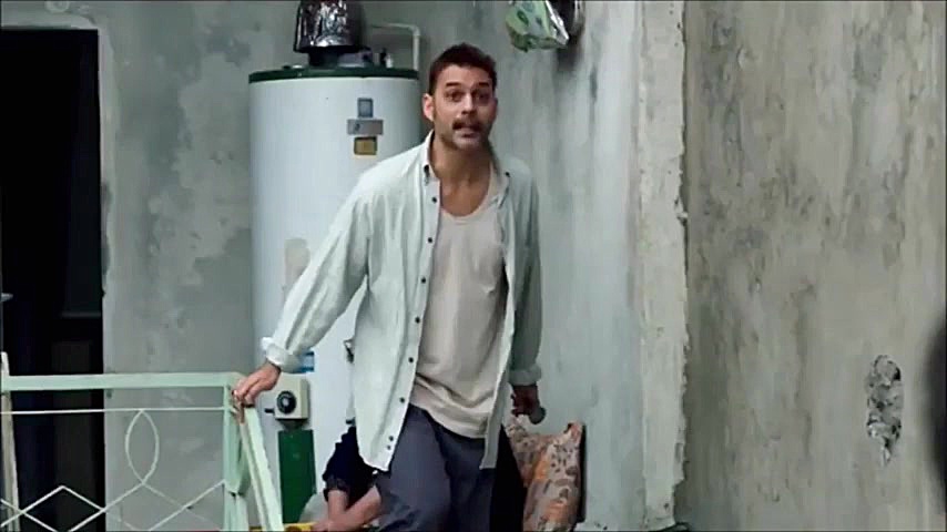 درخشش نوید محمدزاده در ابد و ی...