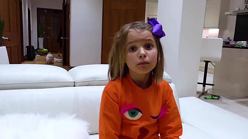 بازی مکس و کتی با سگ و گربه خا...