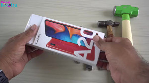 Samsung Galaxy A20 Screen Scra...