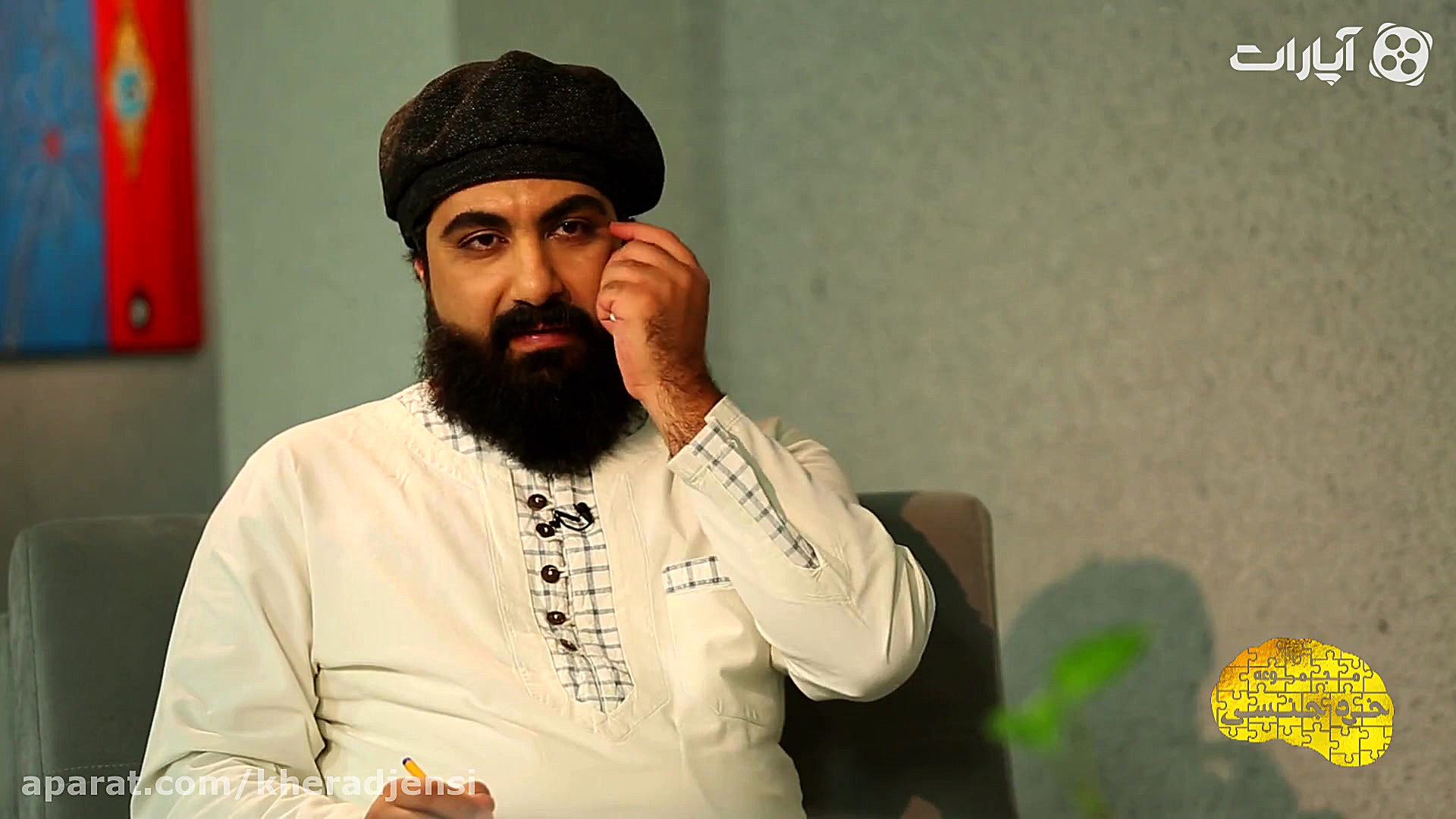 قبل 18 سال گواهینامه نمیشه گرف...