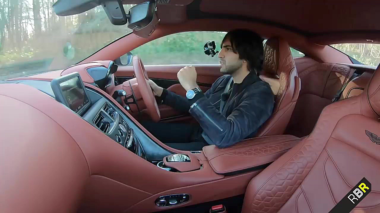 خودروی استون مارتین DBS لگرا