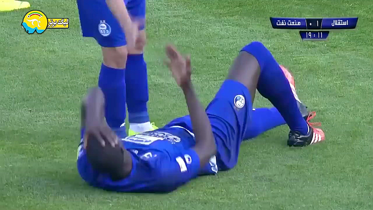 خلاصه بازی استقلال و صنعت نفت...