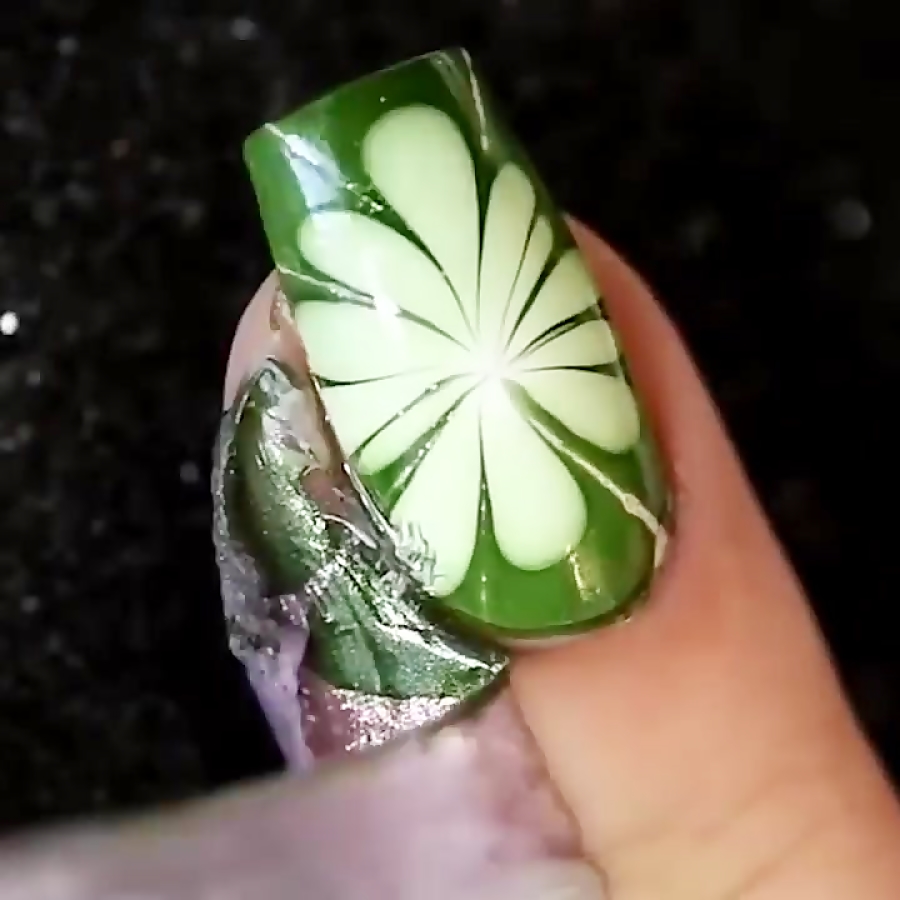 آموزش طراحی ناخن  دیزاین ناخن