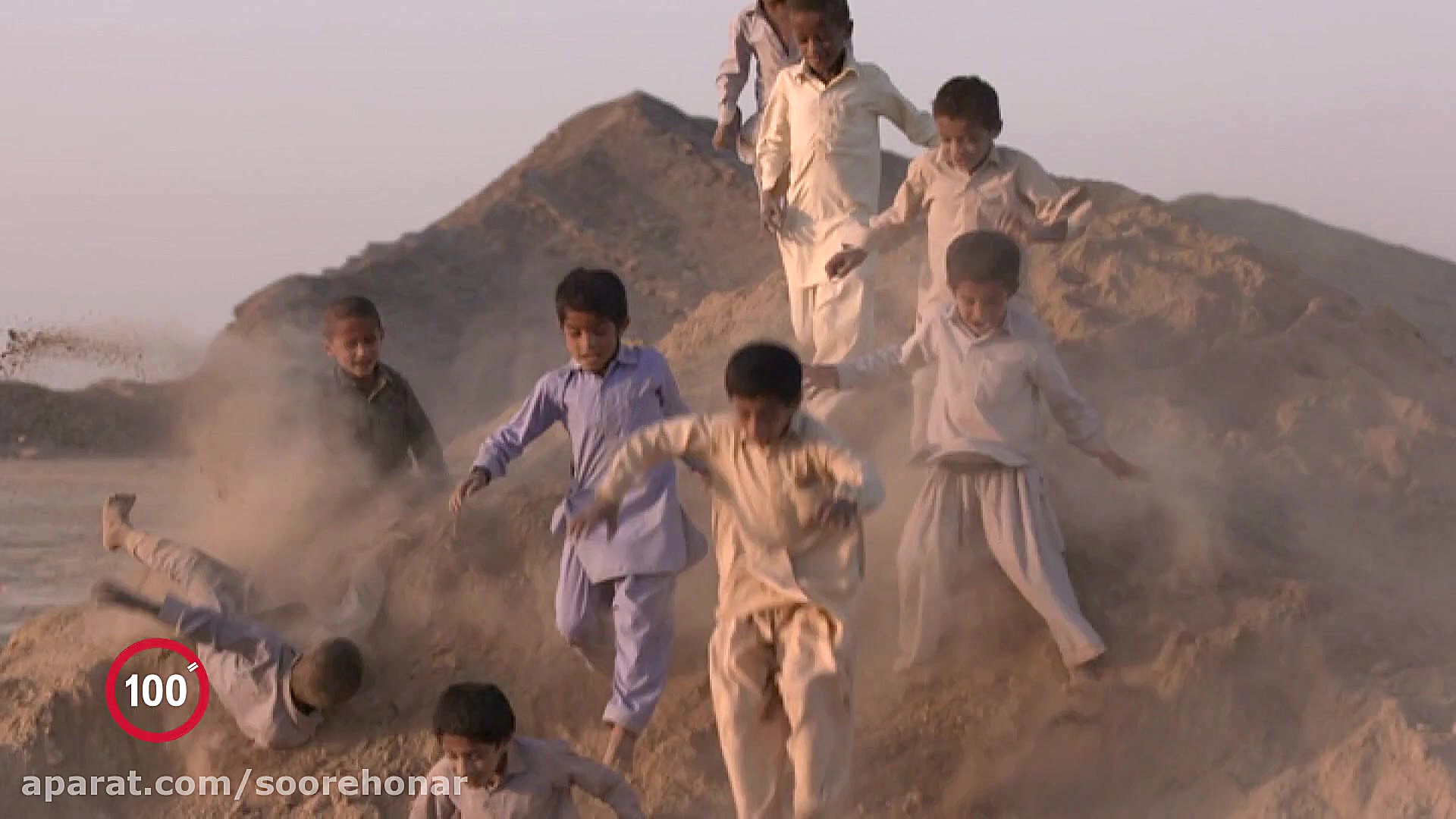 باتک  برگزیده جشنواره فیلم صد...