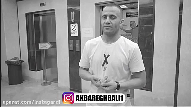 اکبر اقبالی طنز