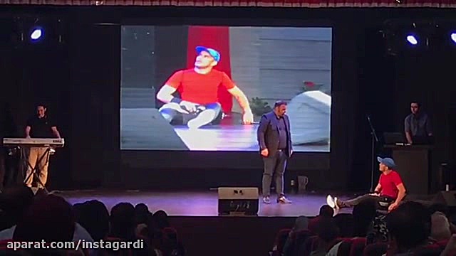 اکبر اقبالی طنز