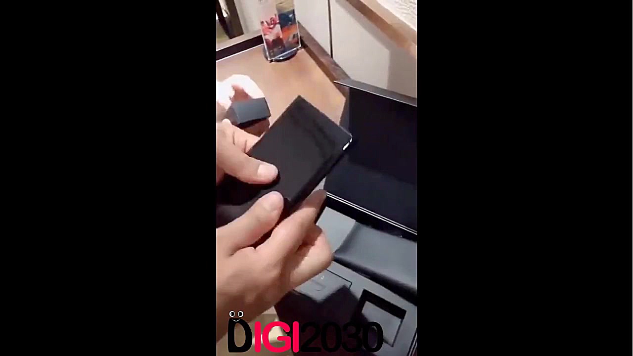 آنباکس و جعبه گشایی گوشی موبای...