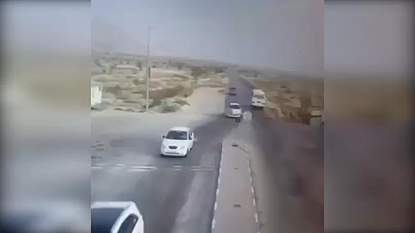 لحظه برخورد وانت با پژو پارس د...