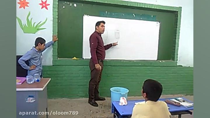 آزمایش اثر هوا بر خروج آب از ب...