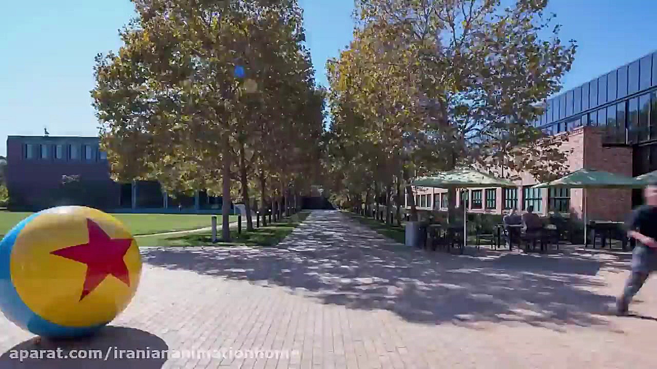 ویدیو تایم لپس یک روز در استود...