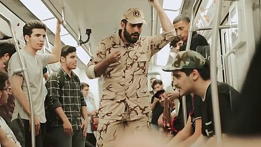 غافلگیری مردم تو مترو با بیت ب...