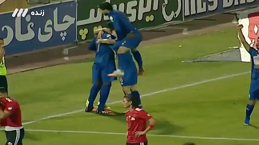 خلاصه بازی تراکتور 2 4 استقلال...