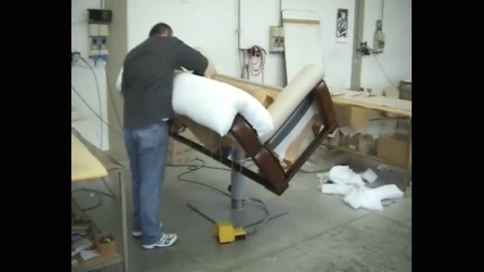 اموزش رویه کوبی مبل با دستگاه